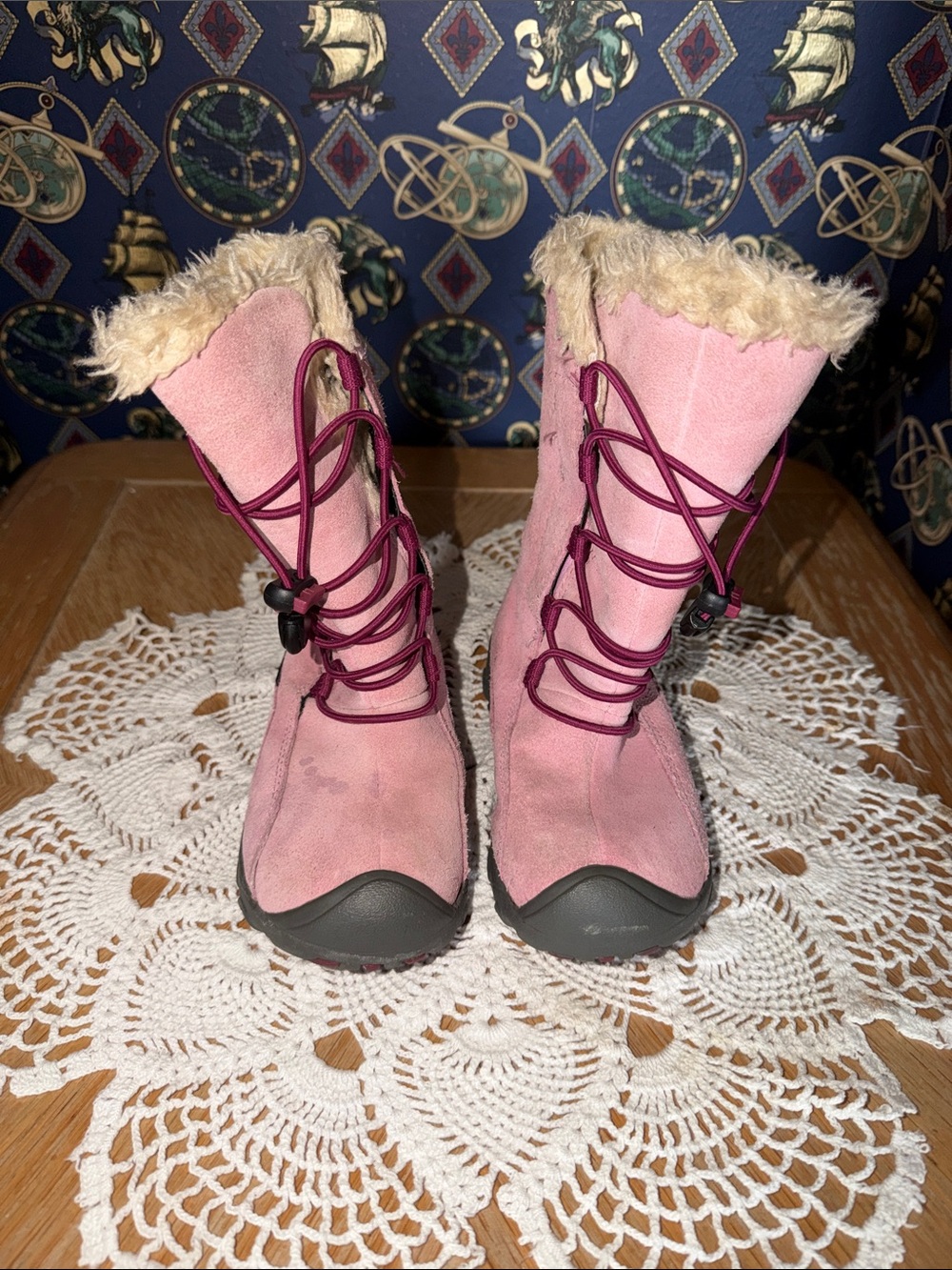 Toddler Keen Pink Suede Boots Size 10